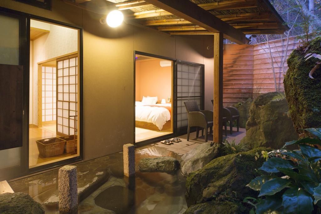 Yufuin Ryokuyu Hotel ภายนอก รูปภาพ