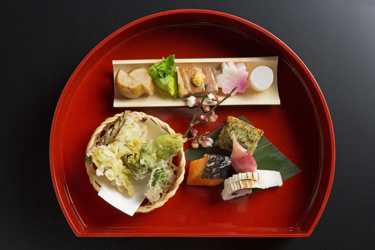 Yufuin Ryokuyu Hotel ภายนอก รูปภาพ