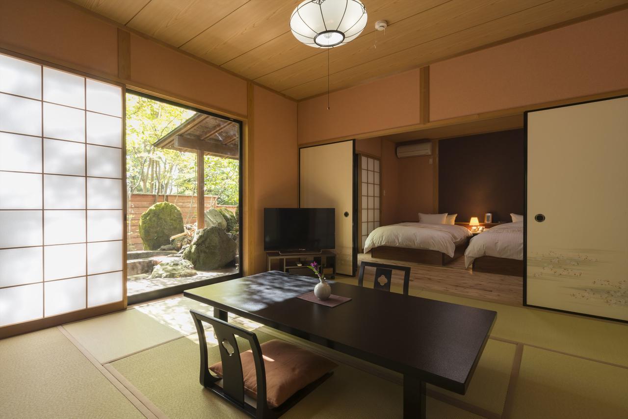 Yufuin Ryokuyu Hotel ภายนอก รูปภาพ