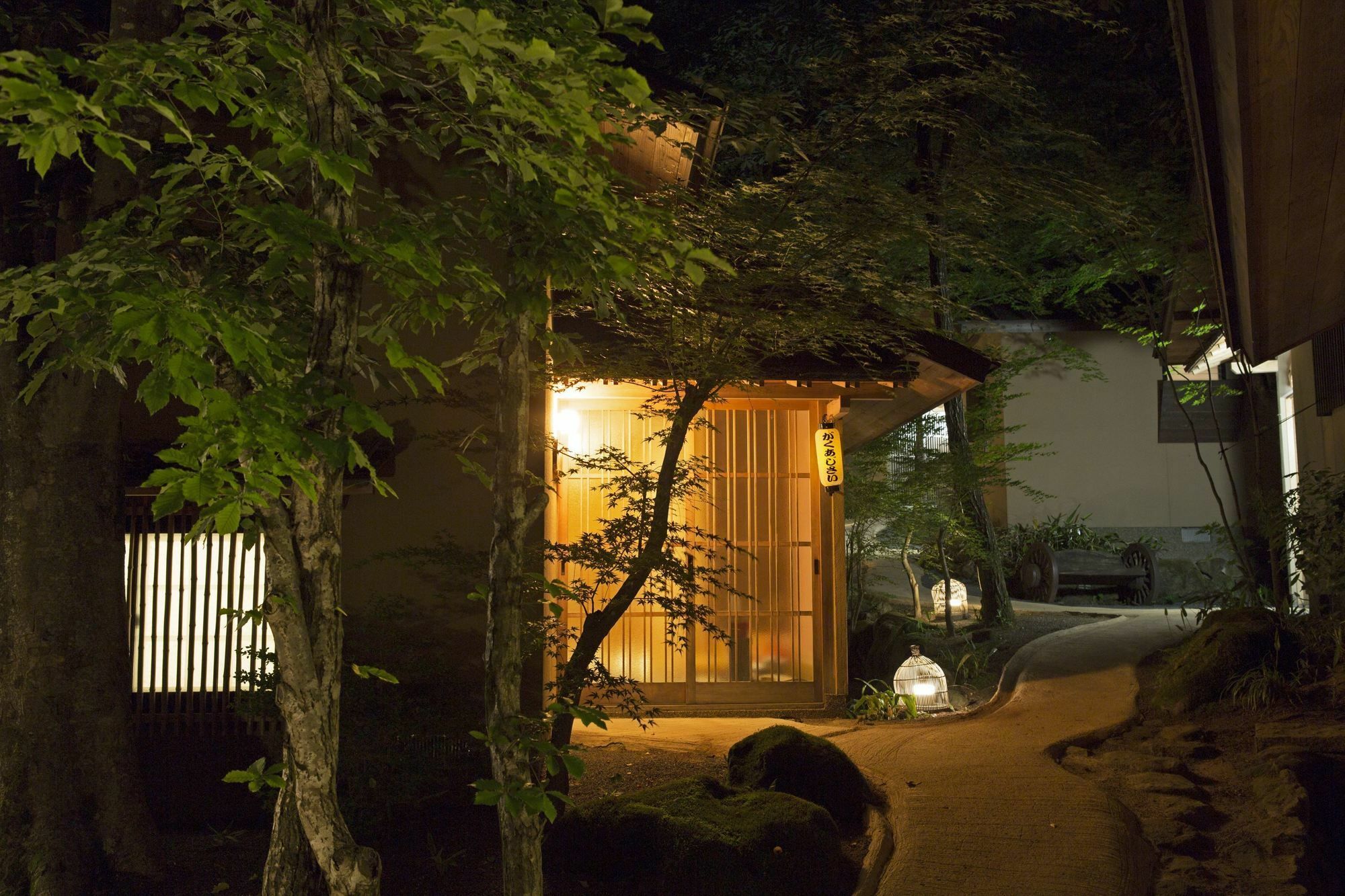Yufuin Ryokuyu Hotel ภายนอก รูปภาพ